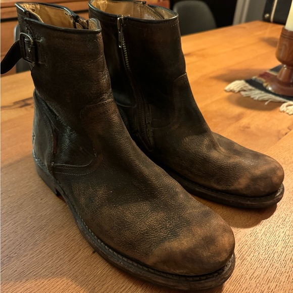 Frye boots size 9 - Picture 2 of 5